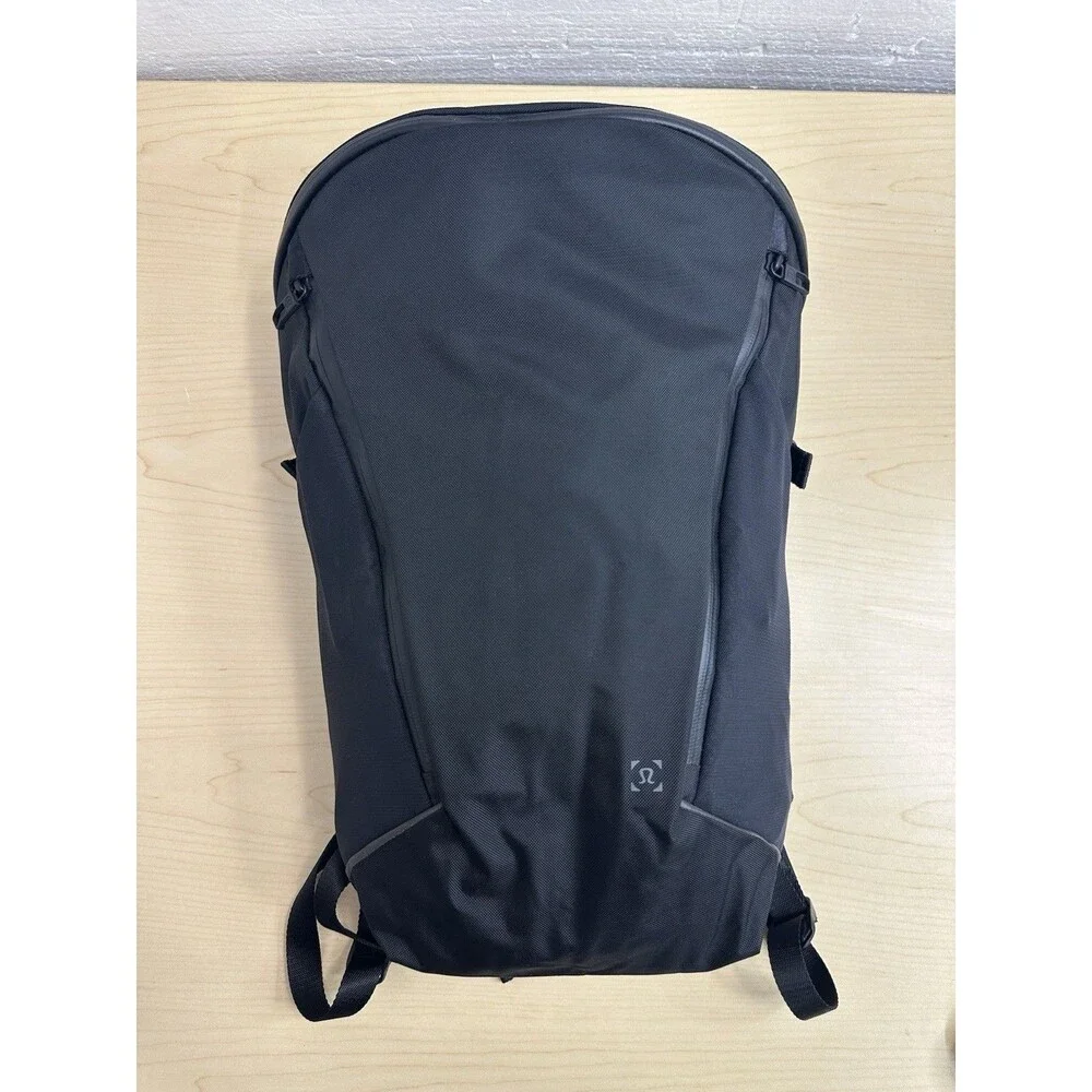 Lululemon More Miles Active Backpack 17L, Black